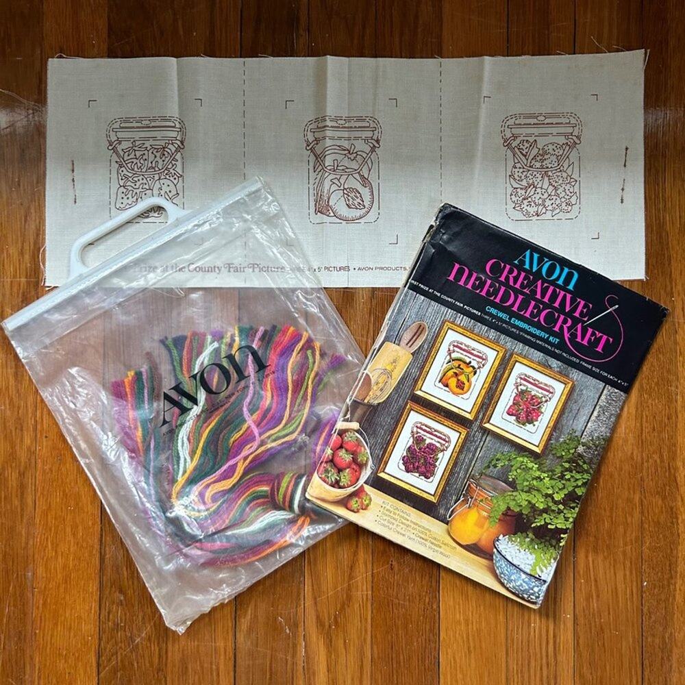 Vintage 1990s Avon Creative Needle Craft Crewel Kit - First Prize at the County